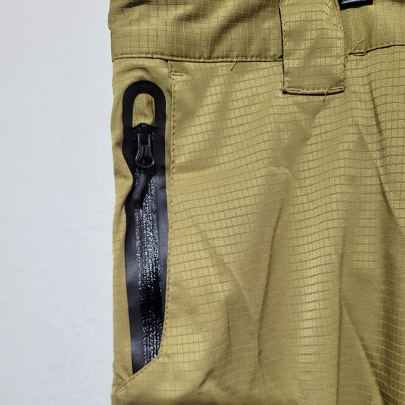 PELAGIC HIGH PERFORMANCE DRI-FLEX HYBRID II FISHING SHORTS MEN'S SIZE 40 - Picture 13 of 15